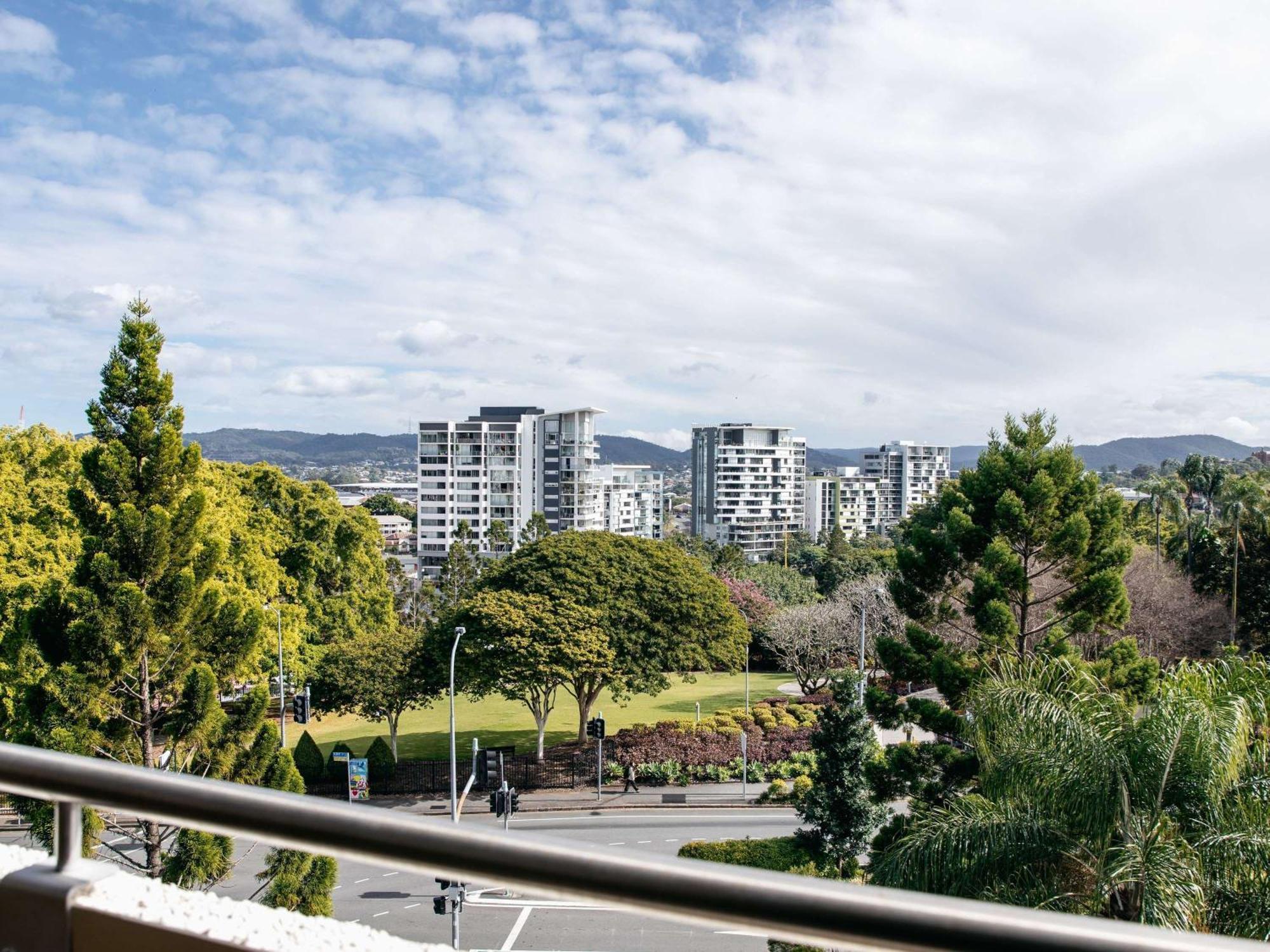 Mercure Brisbane Spring Hill Exterior foto