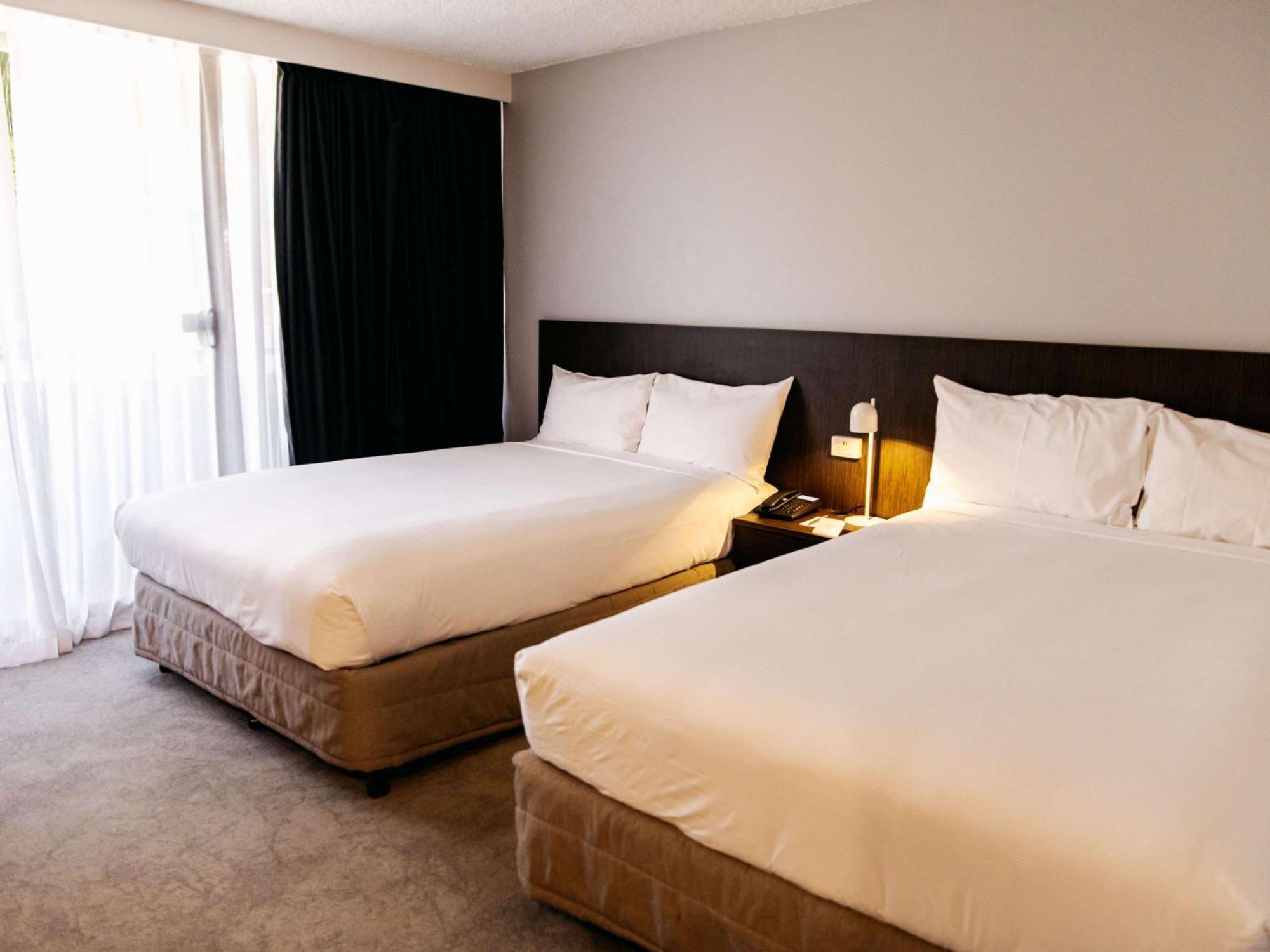 Mercure Brisbane Spring Hill Exterior foto